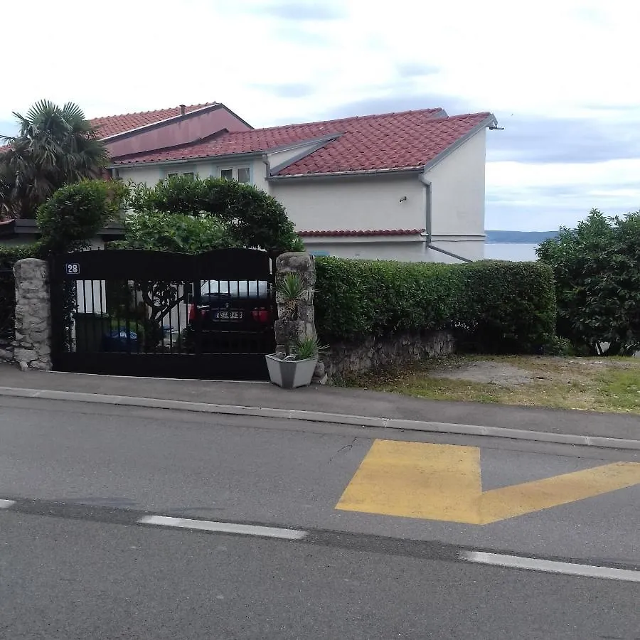 Apartment Zora_3 Crikvenica